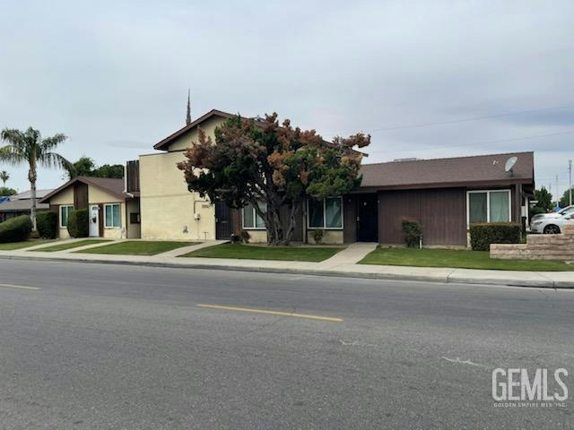 1901 S REAL RD, BAKERSFIELD, CA 93309, photo 1 of 4